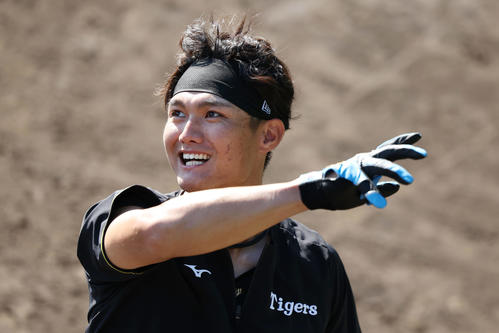 阪神・西純矢（2025年11月撮影）