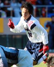 前半40分、ゴールを決める滝川二FW樋口(撮影・沢野健太)